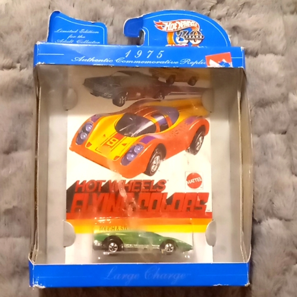Hot wheels flying colors